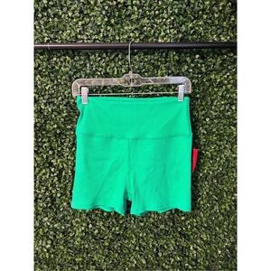 Carbon38 High Rise Kelly Green Ribbed Biker Shorts Sz Large NWT